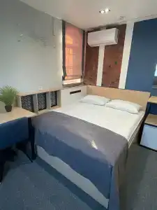 У Кремля - 85