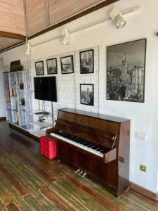 Surf House - 1