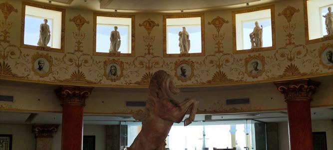 Titanic Palace - Families and Couples only - 38