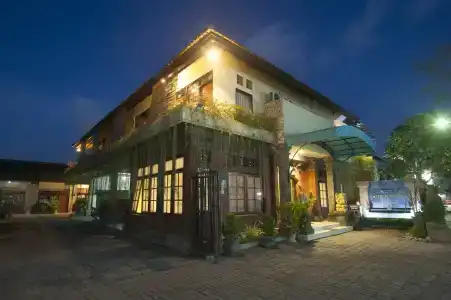 Grand Pondok Puri Ayu - 0