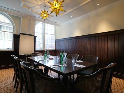 The Lalit London - 45