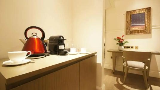 The Lalit London - 29