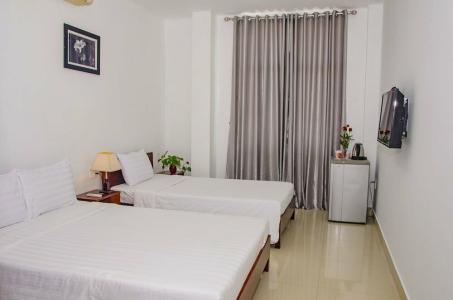 Gold House - 24