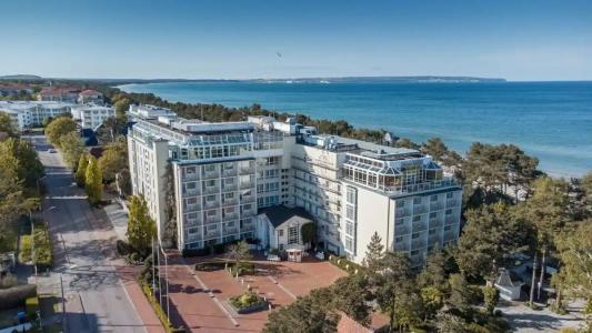 Rugard Thermal Strandhotel - 36
