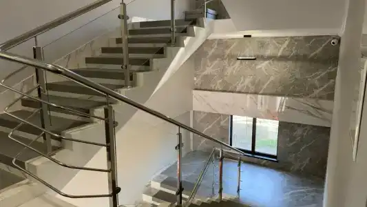 Грейс Бриз - 30