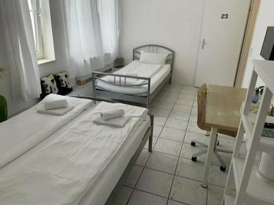 Capitol Zentrum - 24h - - 11