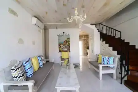 Zübeyde Hanım Alaçatı - 9