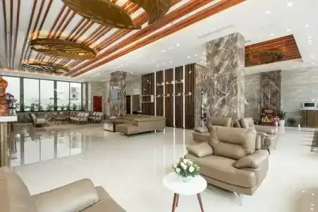 Aria Grand & - 3