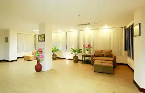 Serene Shining & Spa - 6