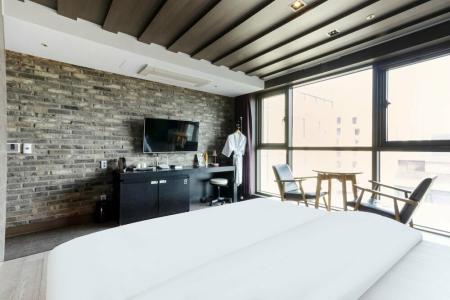 Brown Dot Incheon Songdo - 31