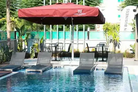 Laren Sea Side Spa - 37