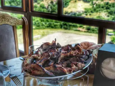 Kirch & Restaurant - 36