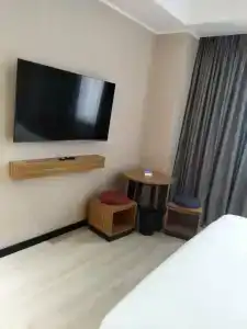 Ramada Encore by Wyndham - 12