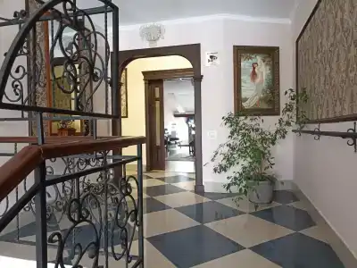 Никольская - 93