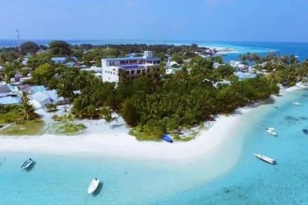 Batuta Maldives Surf View - 0