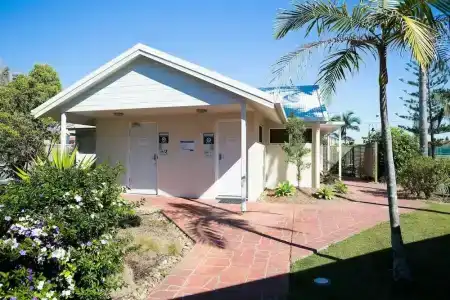 Nobby Beach Holiday Village - 0