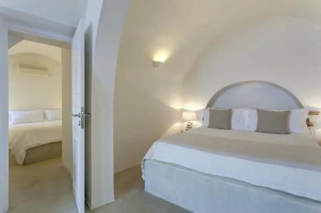 Mystique, a Luxury Collection, Santorini - 42