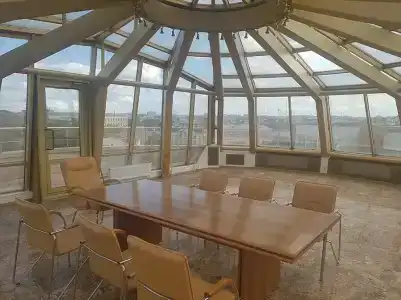 Кремлевский - 68