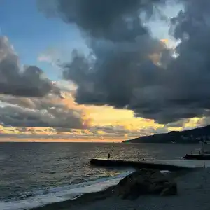 На ладони - 8