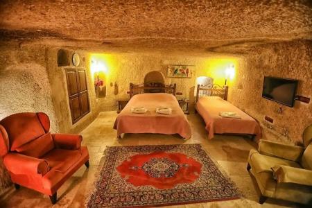 The Dorm Cave By Travellers - 54