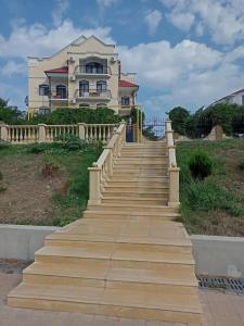 Приморский дворик - 55