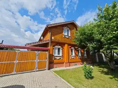 Эко-дом у реки