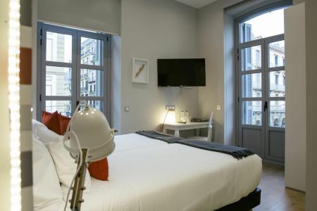 Legazpi Doce Studios Suites - 43