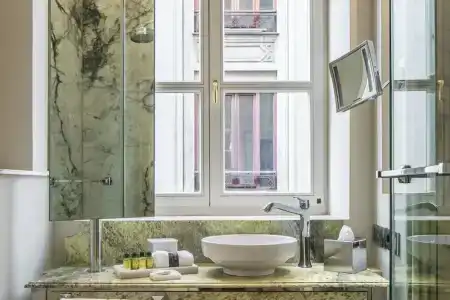 The Bank Istanbul - 80