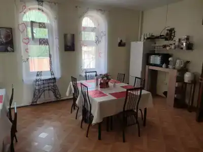 Red house - 4