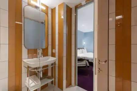 Bazzar Boutique - 13