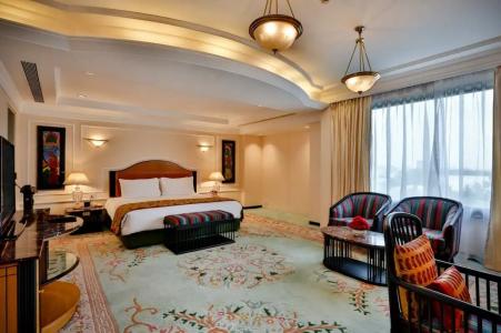 Crowne Plaza Chennai Adyar Park, An Ihg - 77