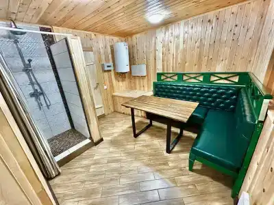 Холидей - 18