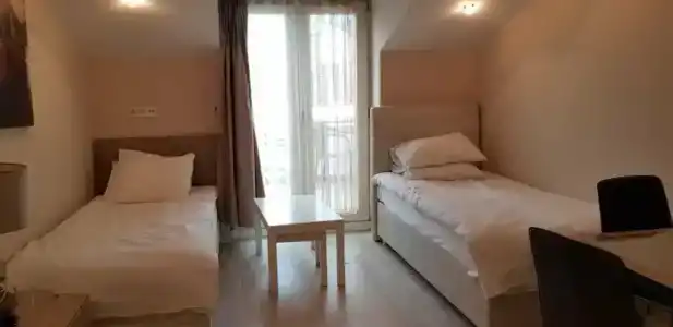 Arwen Premium Residence - 3