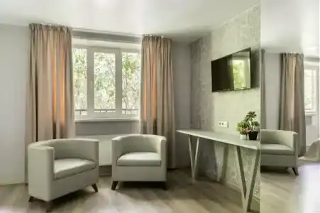Room12 - 38