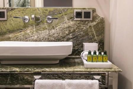 The Bank Istanbul - 90