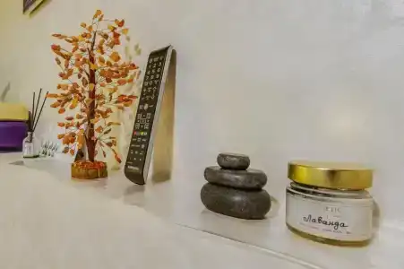 Замок на Никольской - 28