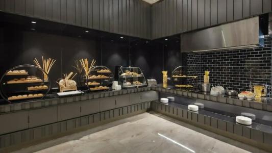 Hilton Istanbul Maslak - 16