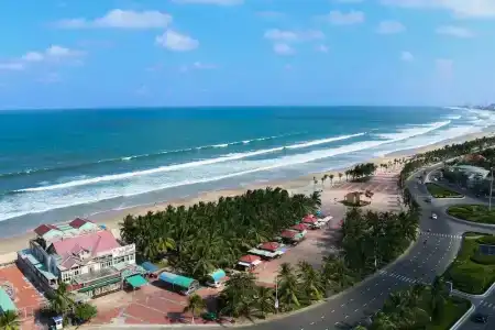 Le Hoang Beach Danang - 2