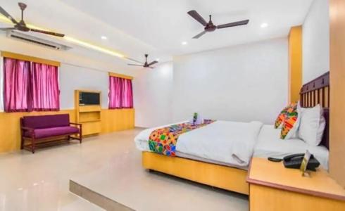 FabExpress Picnic Plaza Mylapore - 49