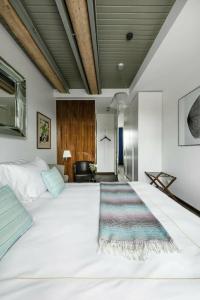 The Joseph Signature Suites - 5