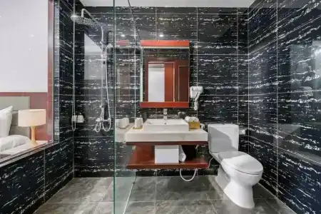 Aria Grand & - 43