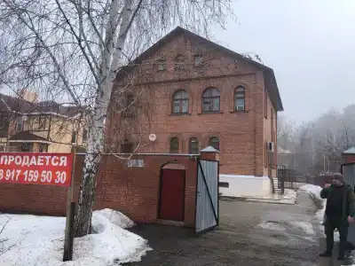 Red house - 36