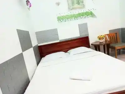 Kim Oanh - 18