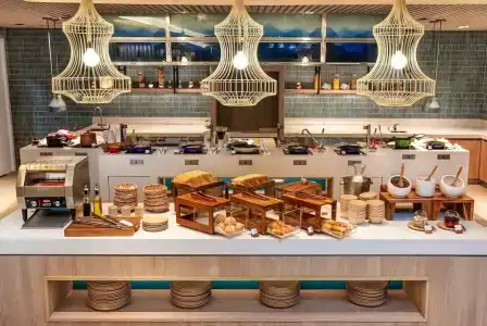 Hilton Garden Inn Phuket Bang Tao - Sha Extra Plus - 11