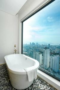Sala Danang Beach - 6