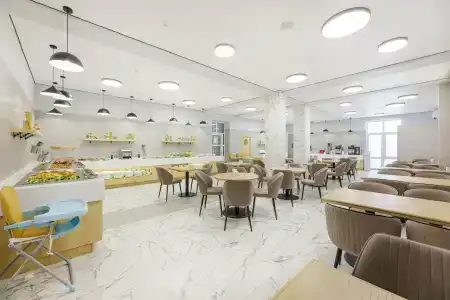 Royal by Undersun - 2