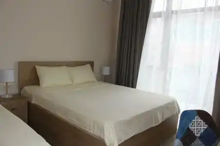 32 - 47