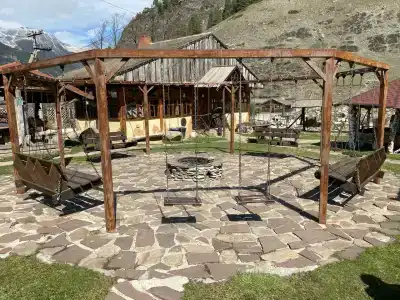 Yeti House - 16