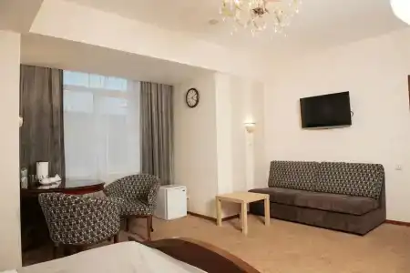 Виктория - 75