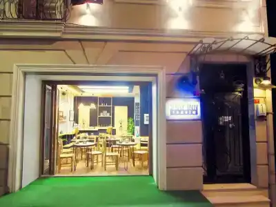 Stay Inn Taksim Hostel - 17